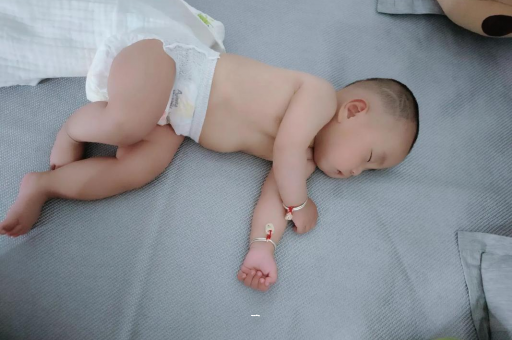 武安怀孕肚子撑的难受